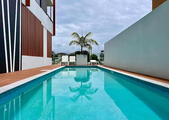 Stylish 1Br Apartment In Surfers, Pool, Gym